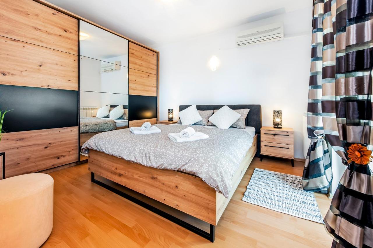 Lea'S Apartment Rovinj Exterior photo
